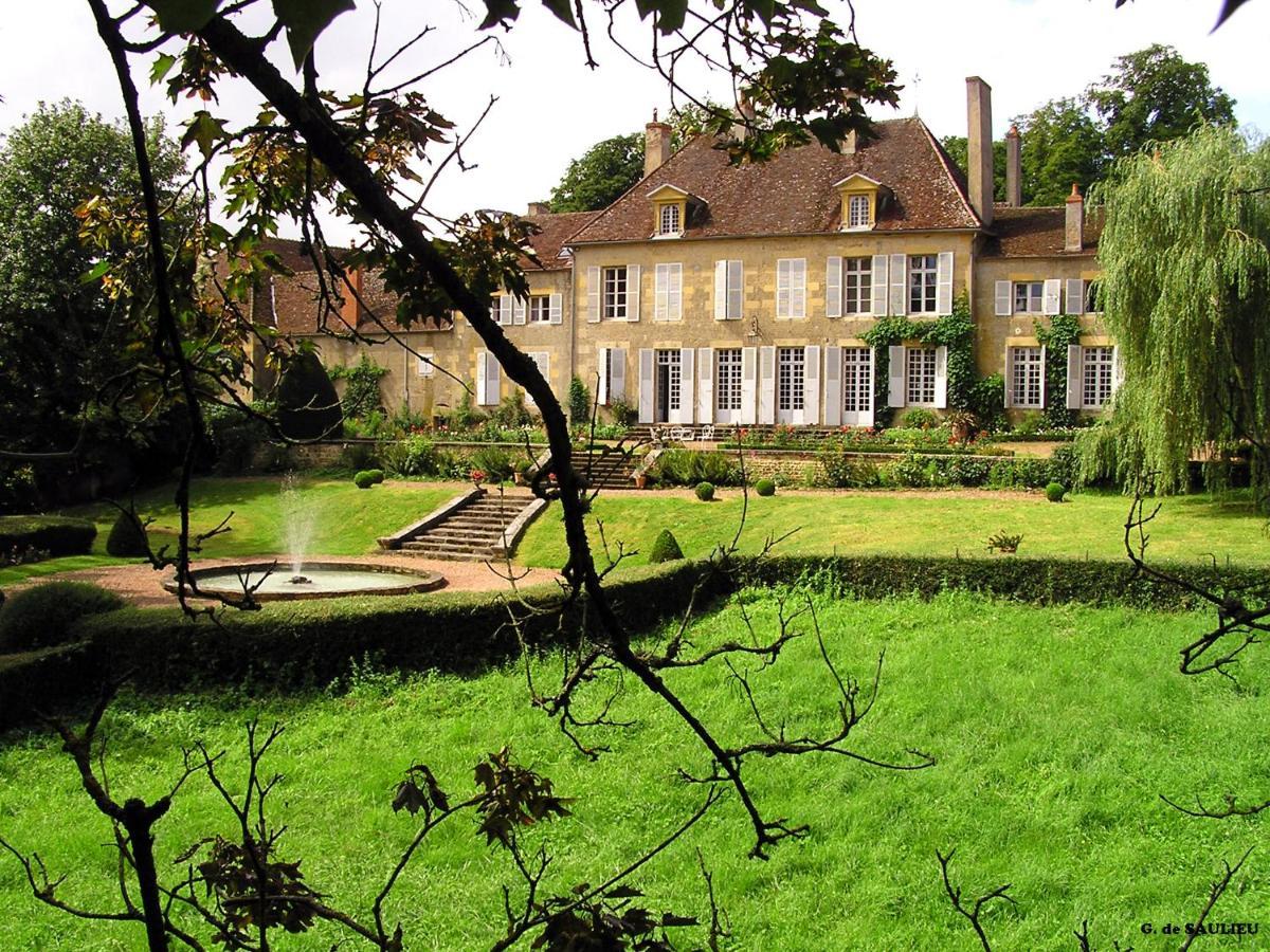 Gentilhommiere De Lurcy Le Bourg Bed & Breakfast エクステリア 写真